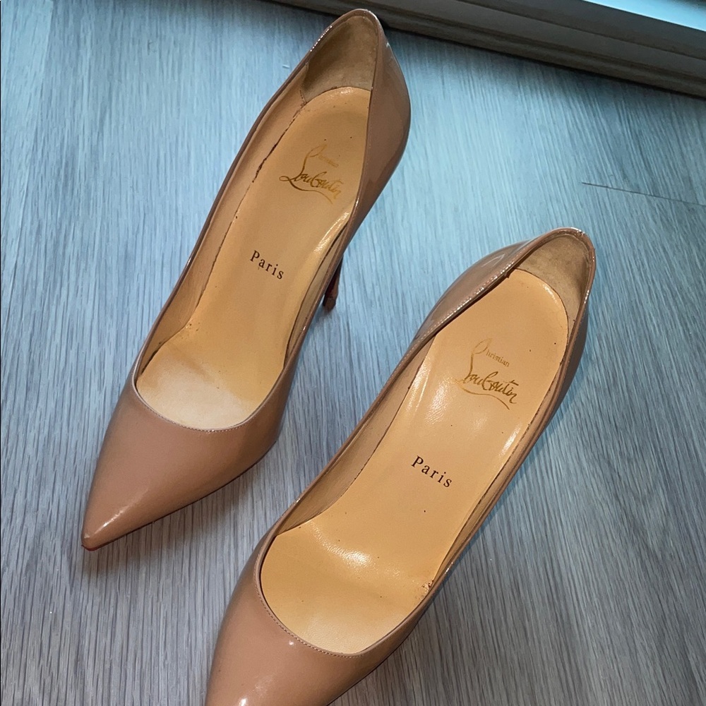 Christian Louboutin Beige Heels